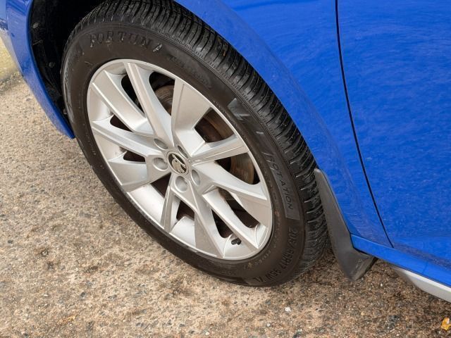 Fahrzeugabbildung SKODA Kamiq 1.0 TSI Style Winterpaket*Allwetter