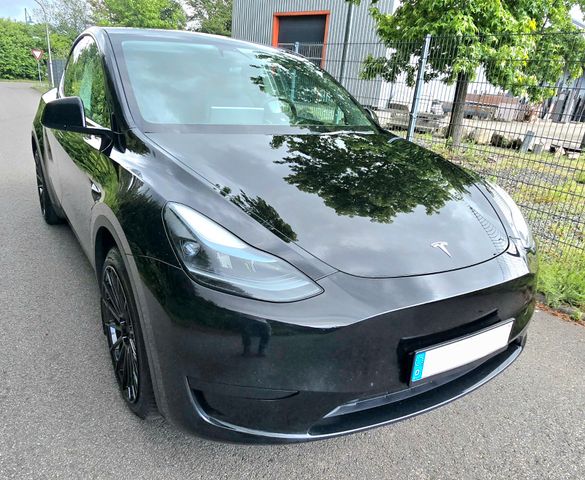 TESLA Model Y RWD! TÜV NEU! 60kWh LFP-Akku 91%! AHK!..