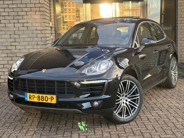 Porsche Macan 2.0-LUFT-PANORAMA-VOLL-1e HAND