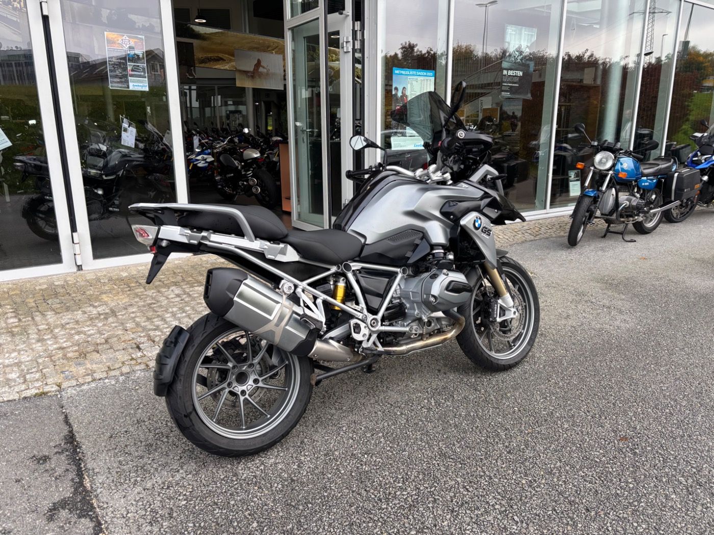 Fahrzeugabbildung BMW R 1200 GS LC aus 1. Hand Komfort- und Dynamik-Pa