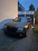 Chrysler 300C 3.5 V6 - Chrysler 300C: V6