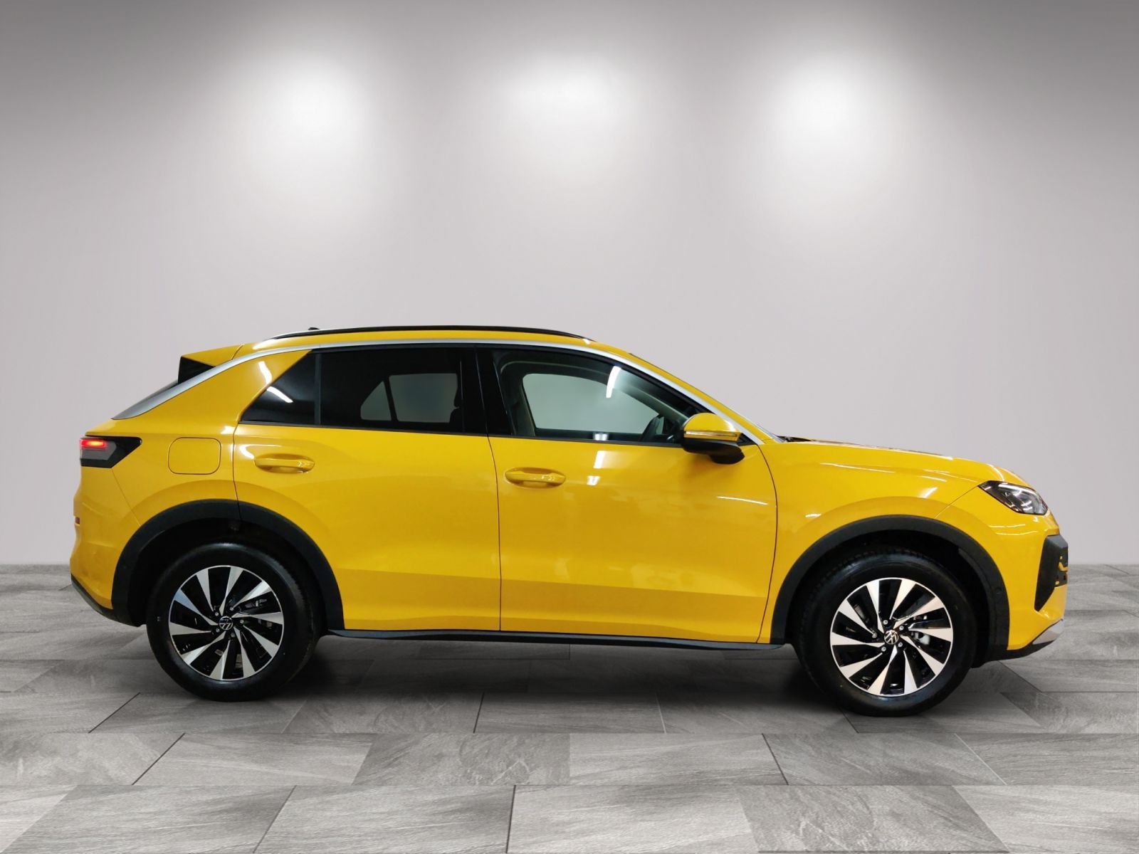 Volkswagen T-Roc Life 1.5 eTSI neues Mod. LED ACC Nav RFKam foto 5