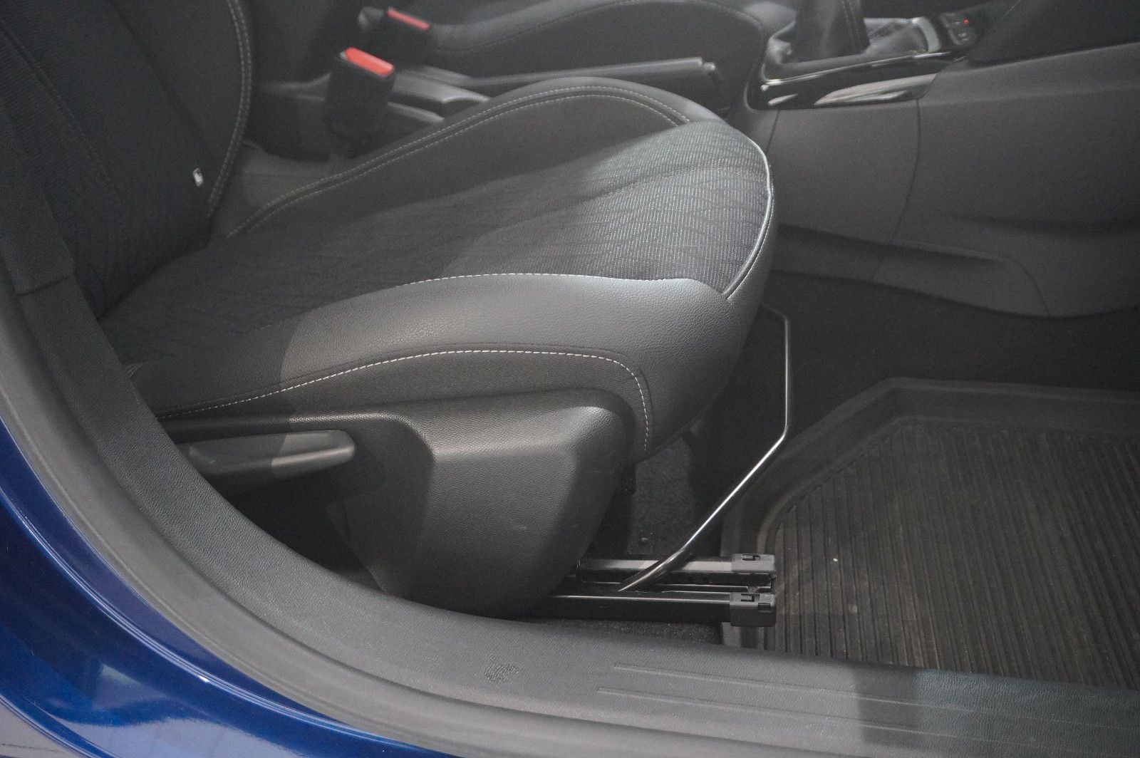 Fahrzeugabbildung Opel Corsa F 1.5D ELEGANCE NAVI/LED/KAMERA/VIRT./DAB+