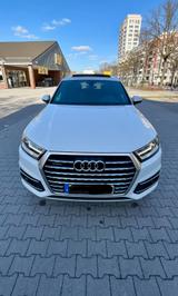 Audi Q7 3.0 TDI Quattro S line 7-Sitzer Pano