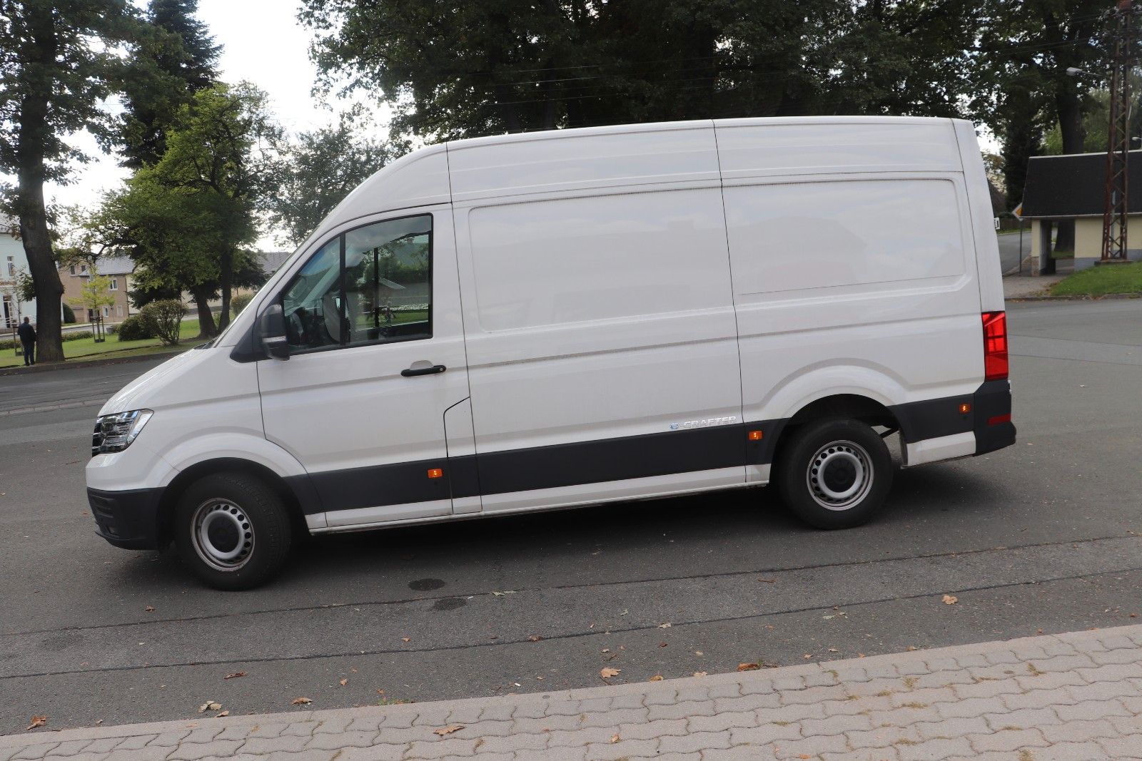 Volkswagen e-Crafter mittel hoch L3H3 absoluter Top Zustand
