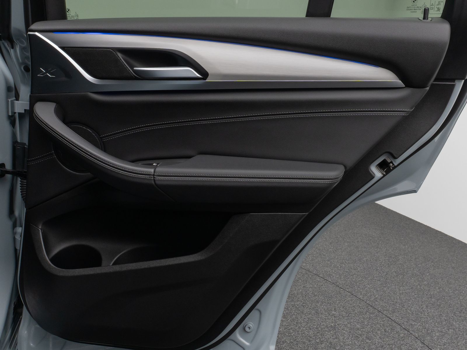 Fahrzeugabbildung BMW X4 xD30d M Sport Panorama Laser Kamera HUD HiFi