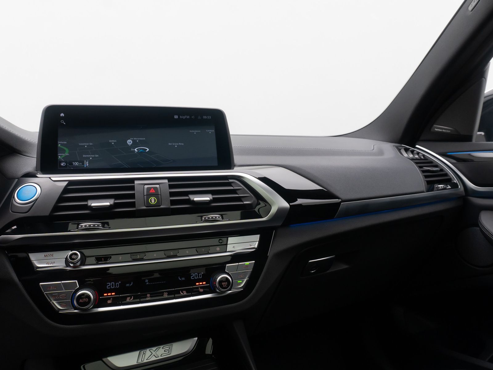 Fahrzeugabbildung BMW iX3 IMPRESSIVE AKH Alarm 360°HUD DAB Panoram 20"