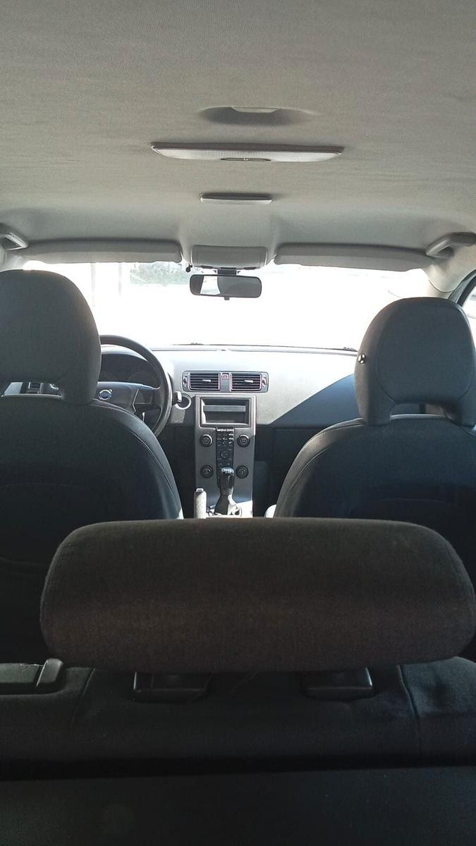 Volvo V50 2006 — photo 12