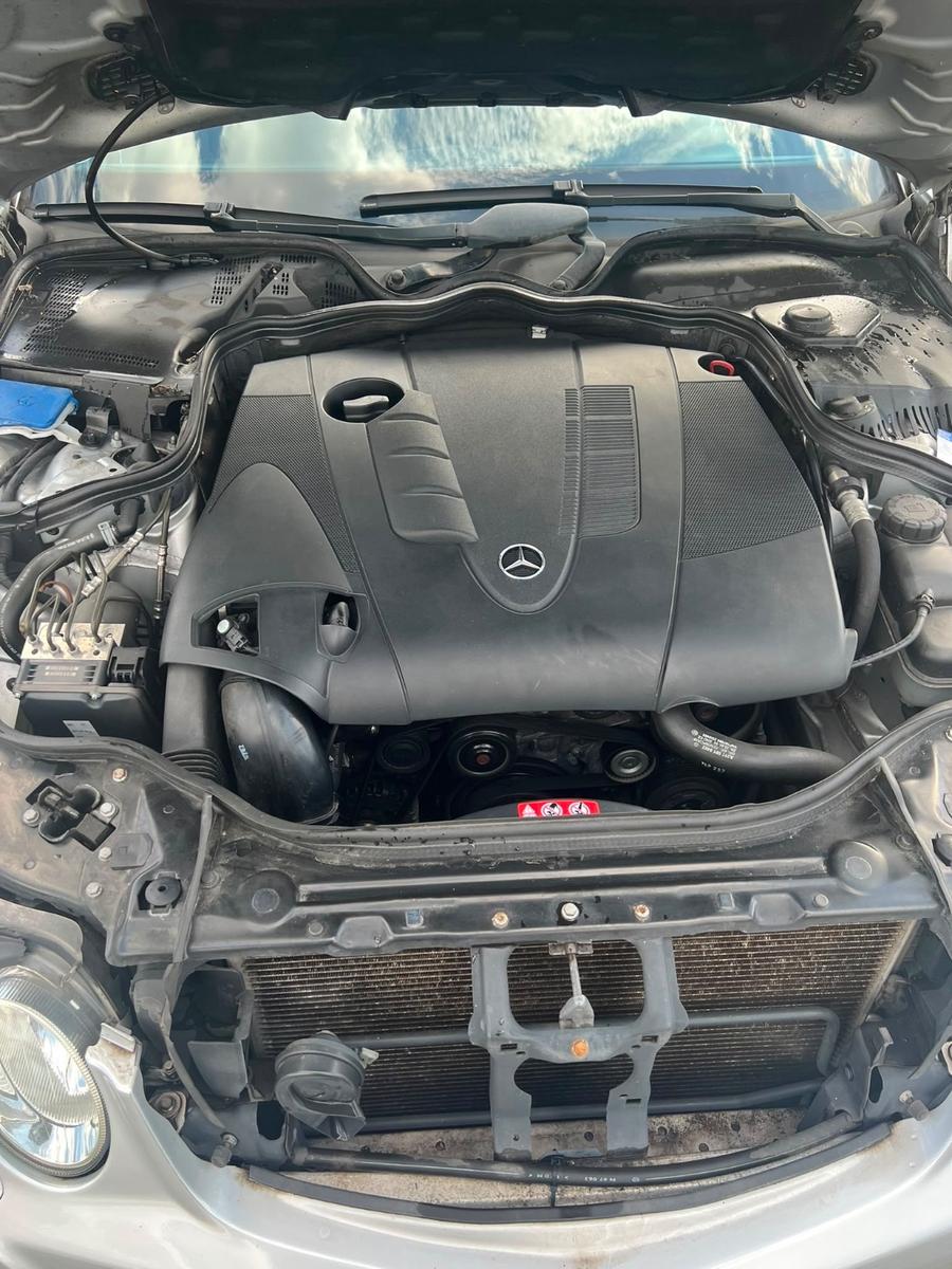 Mercedes-Benz E 220 CDI AVANTGARDE Schiebedach, Nappa Leder