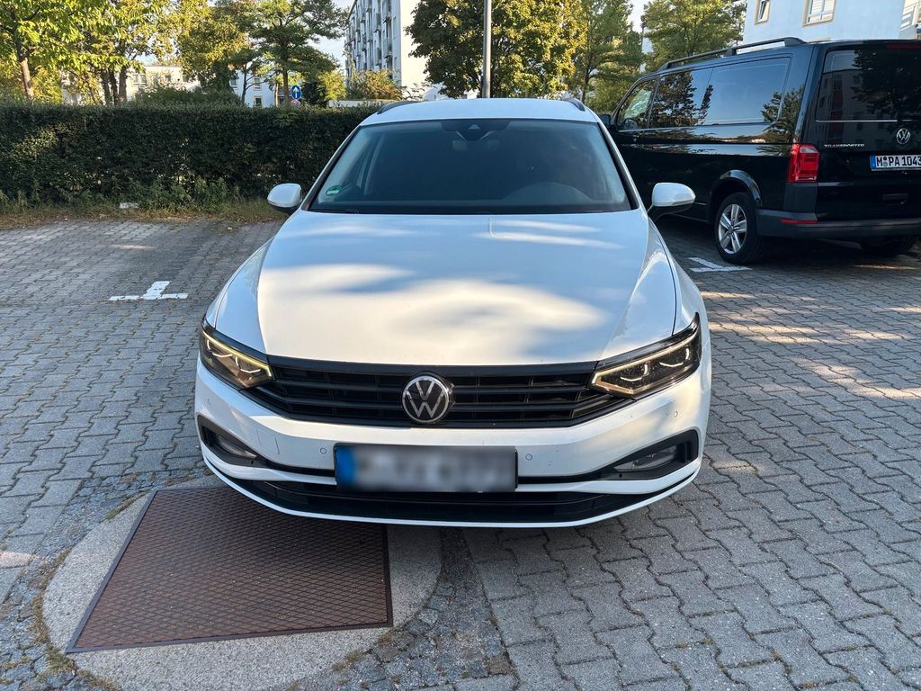 Image of Volkswagen Passat Variant