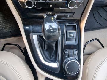 BMW 216 Active Tourer - 11