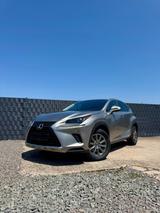 Lexus NX 300 300h E-FOUR - - Lexus: 300h