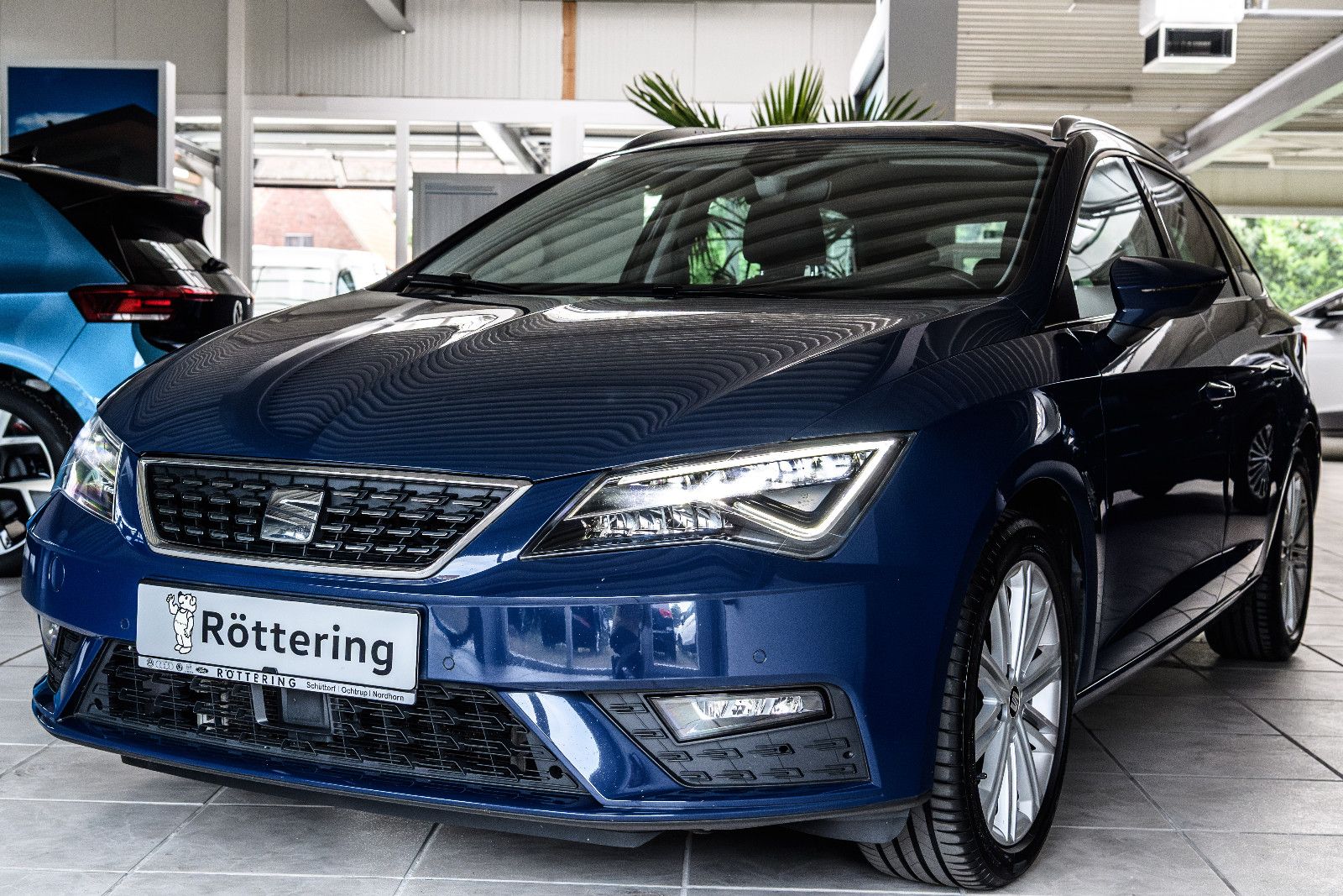 Fahrzeugabbildung SEAT Leon ST Xcellence DSG+Navi+AHK+LED