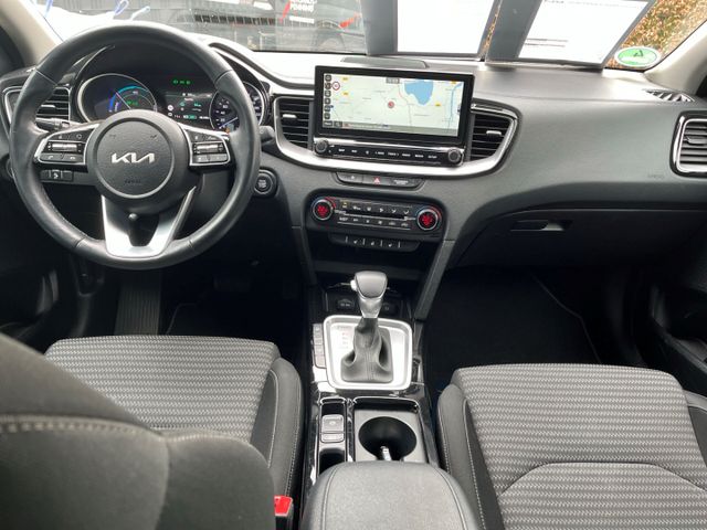 XCeed 1.6 PHEV DCT6 VISION KOMFORT NAVIGATION DR