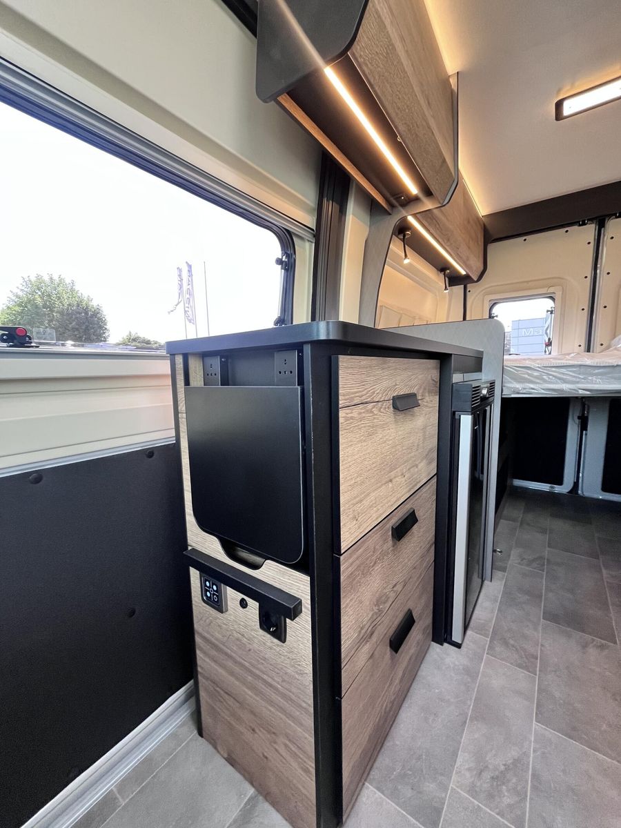 Fahrzeugabbildung XGO X-VAN 8 Automatik