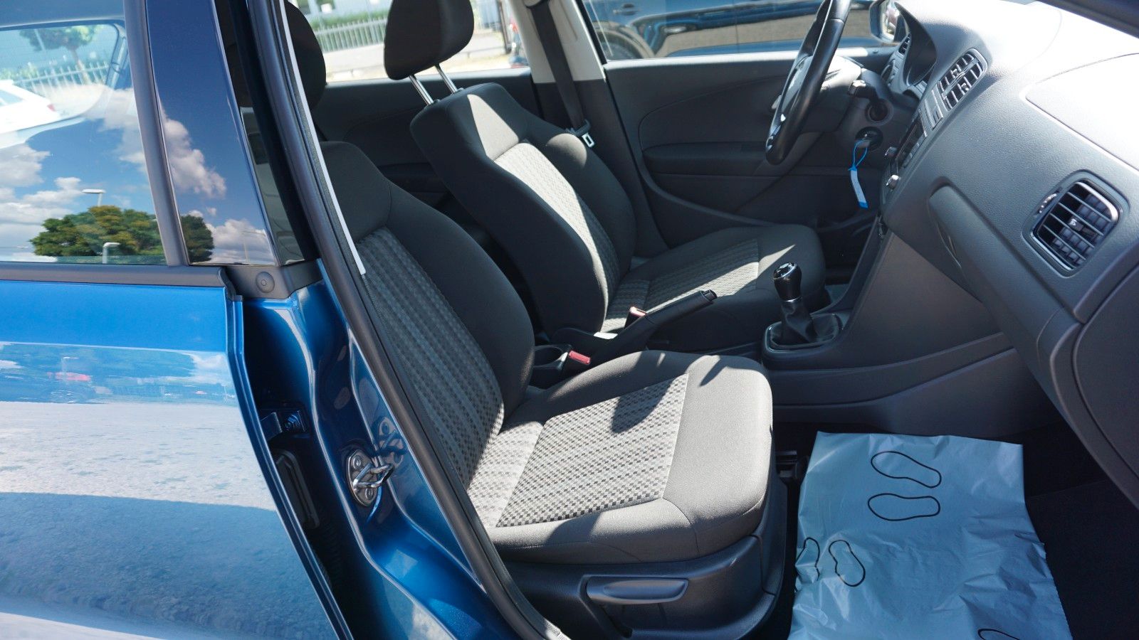 Fahrzeugabbildung Volkswagen Polo V Trendline BMT/Start-Stopp, Scheckheft