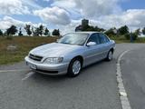 Opel Omega B 2.2 | 1. Hand | Scheckheft | TÜV neu - Opel Omega: Limousine, B