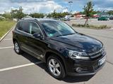Volkswagen Tiguan 2.0 TDI 4MOTION Sport & Style AHK - Volkswagen Tiguan aus 2012 mit Diesel-Antrieb