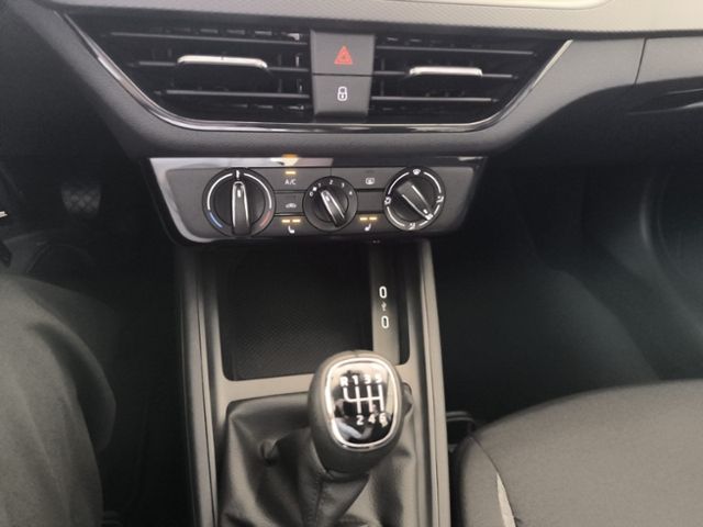 Fahrzeugabbildung SKODA Scala 1.0 TSI Essence LED KLIMA SITZHZG TEMPOM S