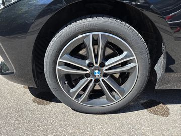 BMW 118i Sport Line DAB LED WLAN Tempomat Klimaaut.