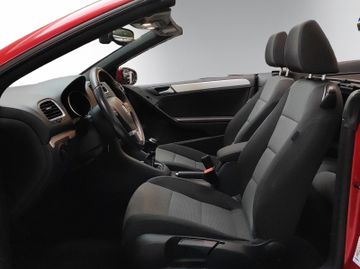 Bild 9 VW Golf VI Cabriolet 1,4 TSI