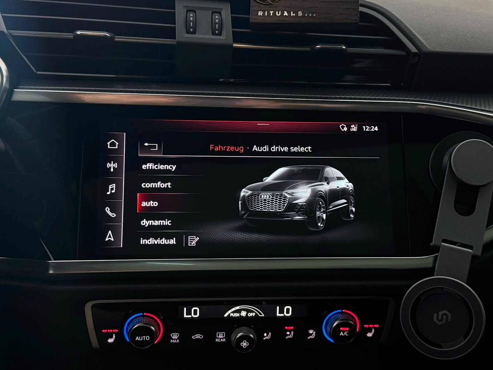 Fahrzeugabbildung Audi Q3 Sportback 35TDI quattro S line B&O,ACC,SD,360