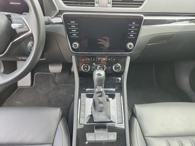 Skoda Superb - Bild 11