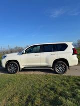Toyota Land Cruiser 2.8 D-4D TEC-Edition Automatik ... - weiße Toyota Land Cruiser
