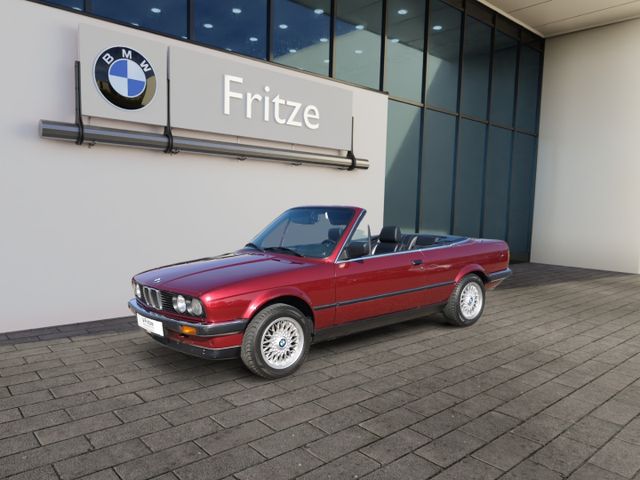 BMW 320 i Cabrio LEDER+SITZHEIZUNG+GARANTIE+ALU 15''