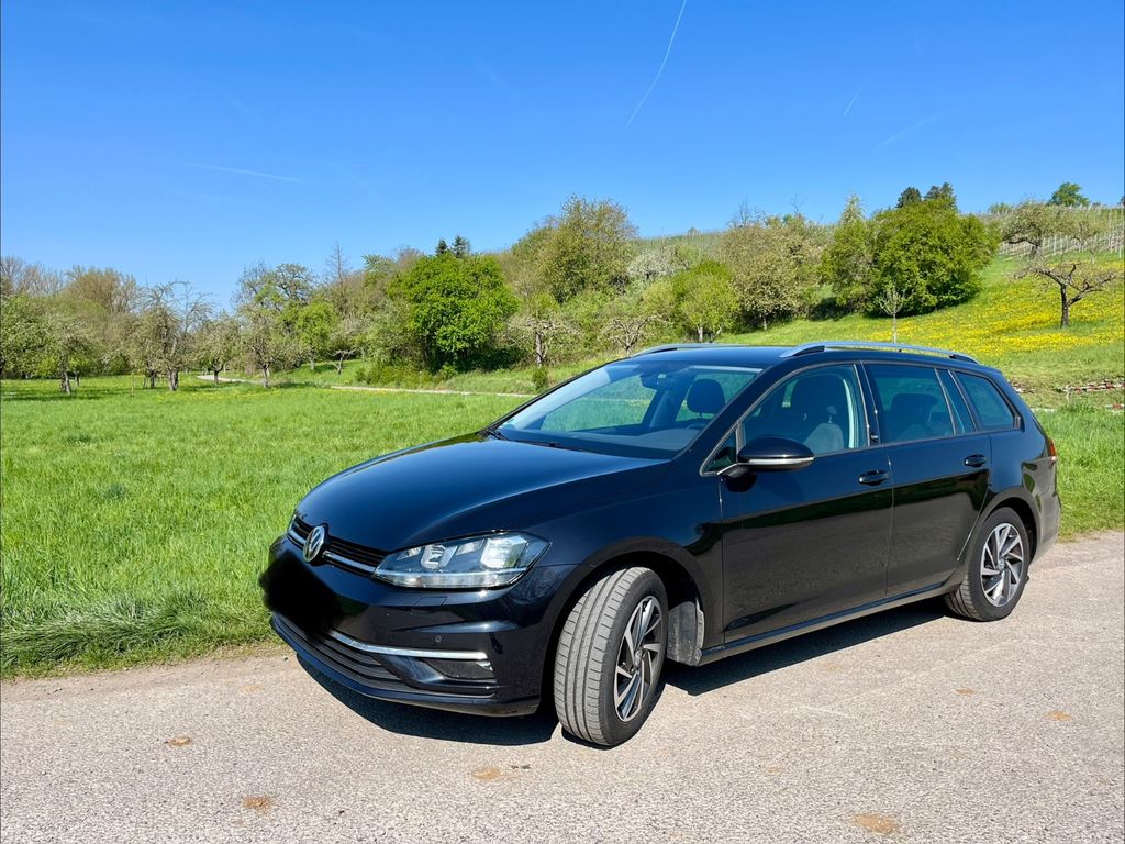 Image of Volkswagen Golf