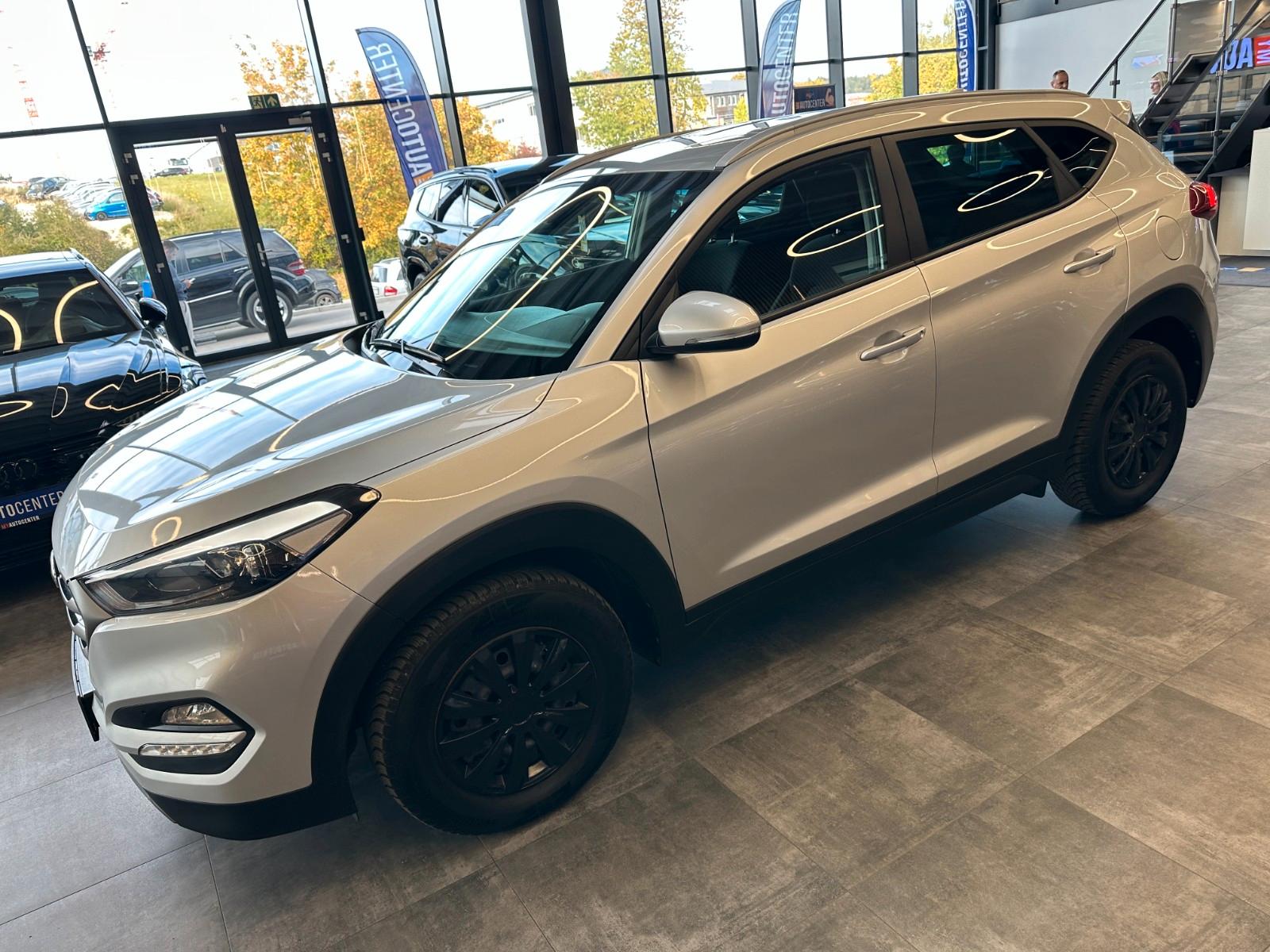 Hyundai Tucson Intro Edition 4WD *NAVI*TEMPOMAT*KLIMA*