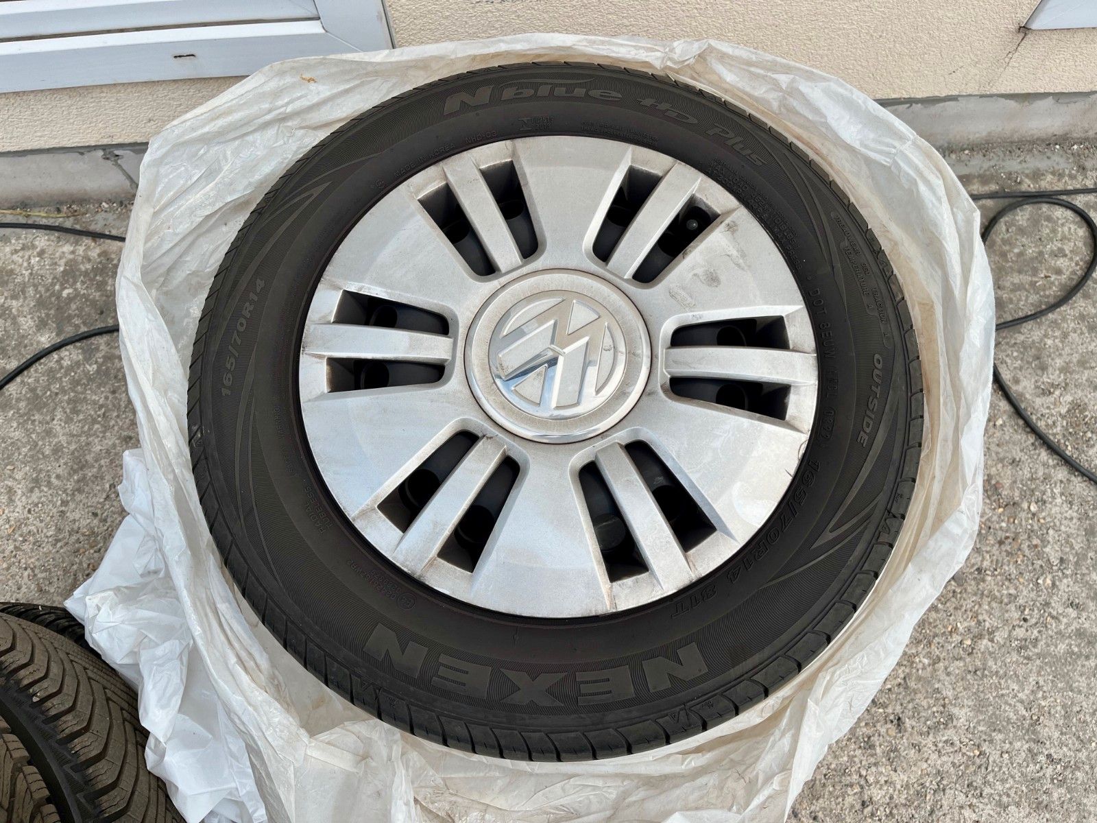 Fahrzeugabbildung Volkswagen up! 1.0 move Aut. Klima Sitzhzg SCHECKHEFT 2.HD