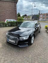Audi A4 40 TFSI S tronic S line Avant  - Audi A4 in Köln