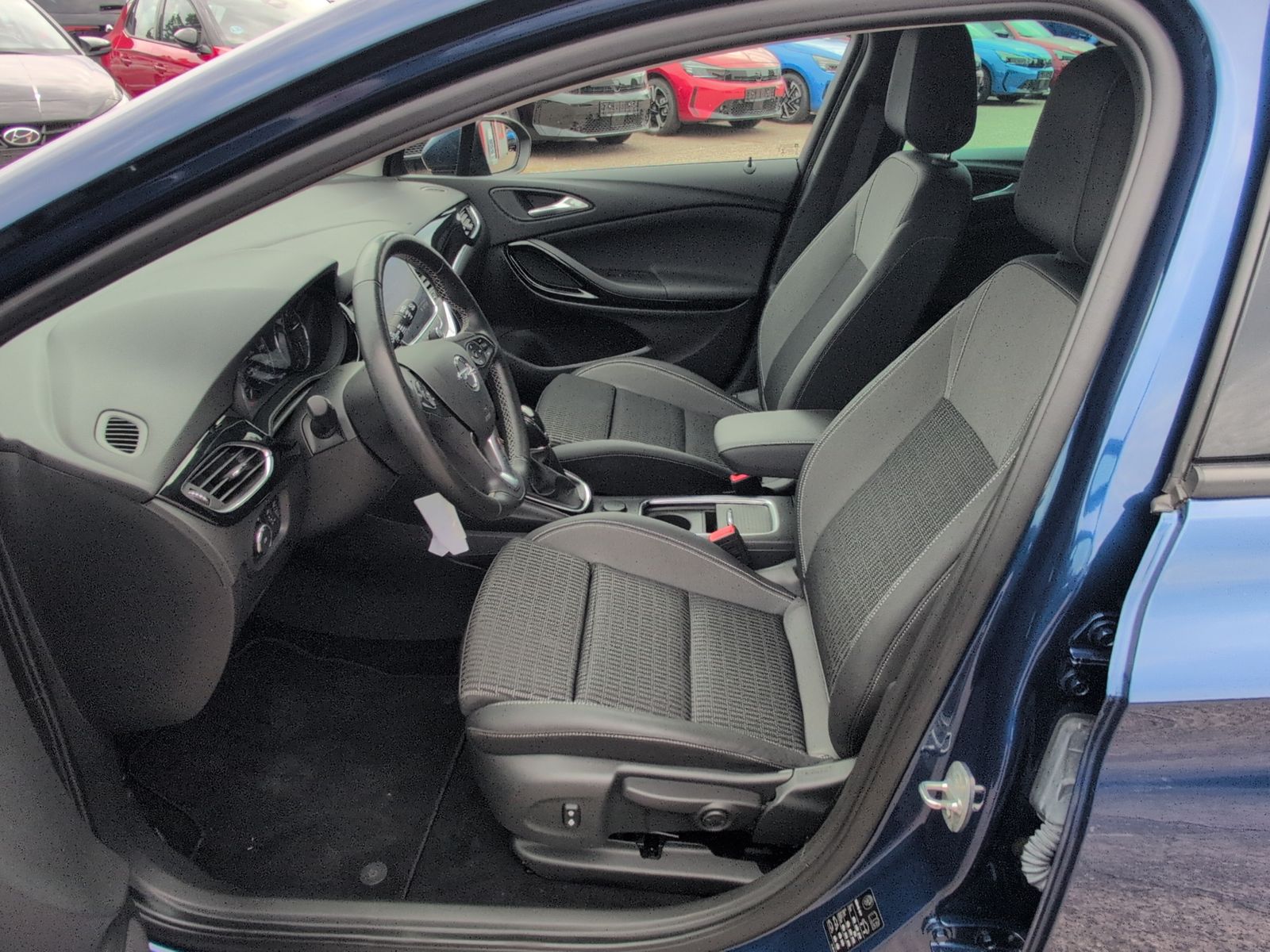 OPEL Astra 1.2 Turbo Elegance Navi SHZ CarPlay – Bild 37