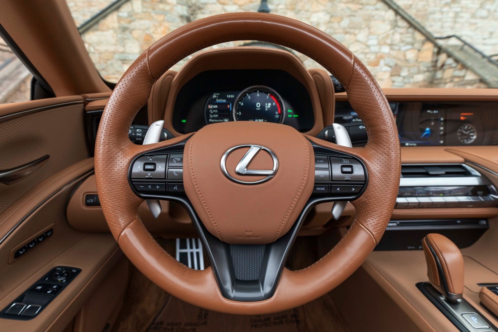 Fahrzeugabbildung Lexus LC 500 Cabrio HUD LED ACC ML TOTW KAM PCS RCTA