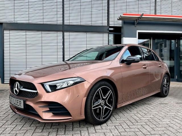 Mercedes-Benz A 200 AMG Line Night + Park + Infotainment