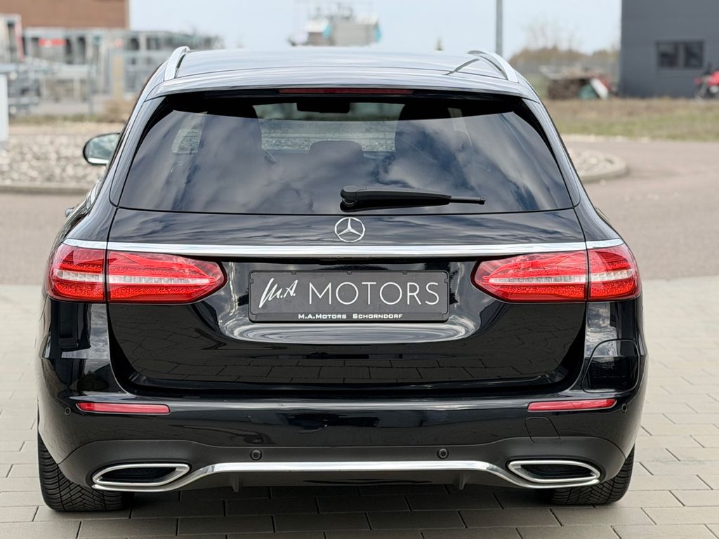 MERCEDES-BENZ E 300de T/BURMESTER/ACC/AMG/AHK/KAMERA MERCEDES-BENZ E 300de T/BURMESTER/ACC/AMG/AHK/KAMERA