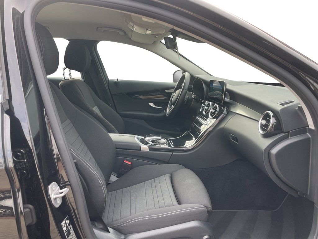 Mercedes-Benz C 200 - Bild 11