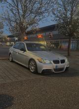 BMW e90 335i Facelift - BMW 3er Reihe aus 2008: Facelift
