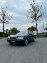 Mercedes-Benz Mercedes Benz C200 Automatik Oldtimer - gebrauchte Mercedes-Benz C 200 aus dem Jahr 1995
