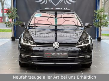 Fahrzeugabbildung Volkswagen Golf VII Lim*Highline*Automatik*LED*Massage*Pano
