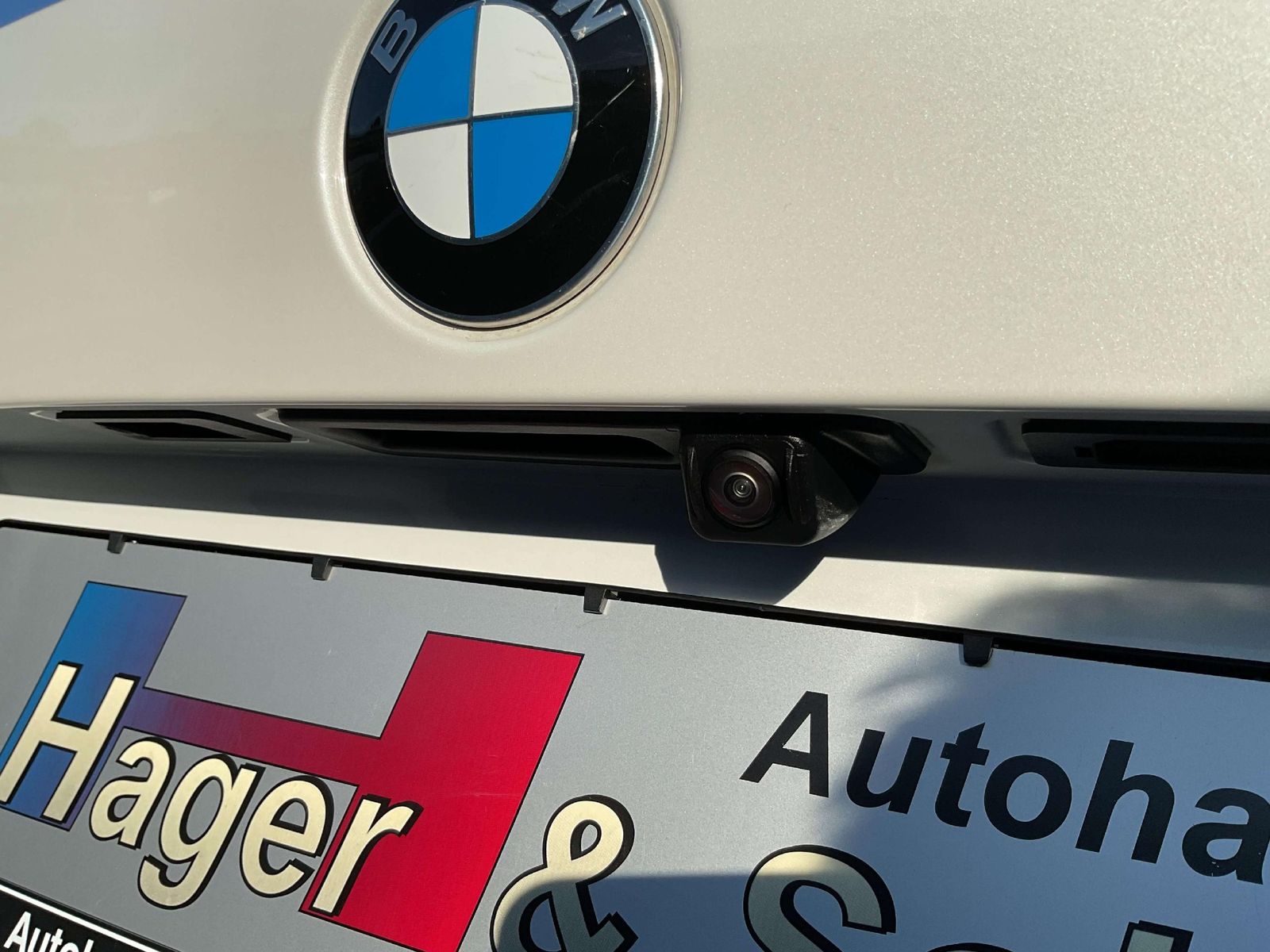 BMW 320 d Touring foto 16