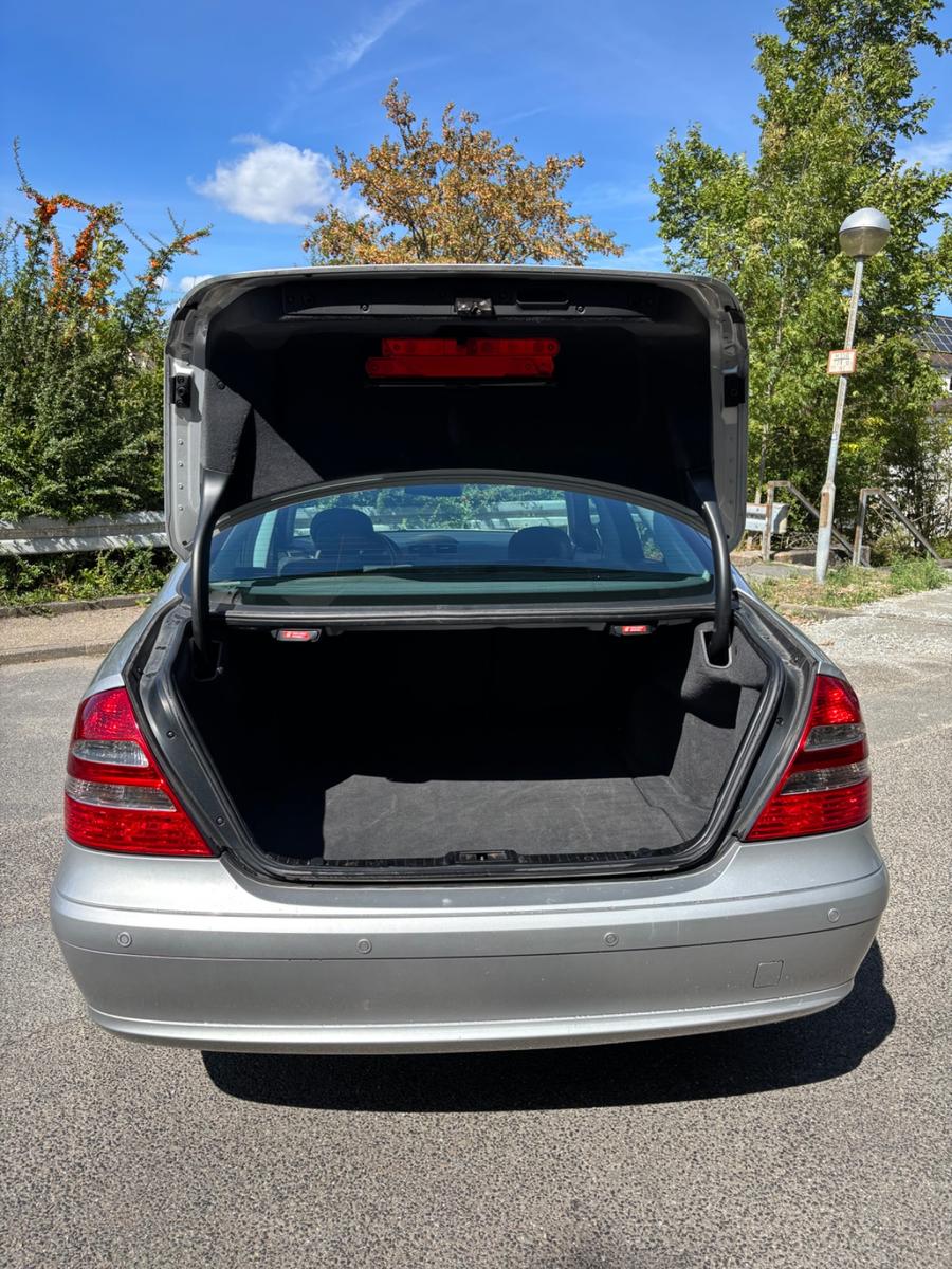 Mercedes-Benz E 220 CDI W211