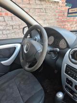 Dacia sandero - gebrauchte Dacia Sandero aus dem Jahr 2008