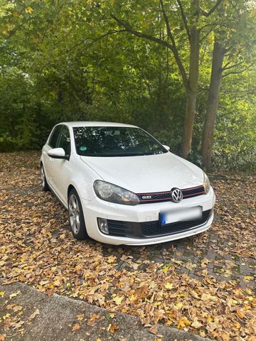 Volkswagen Golf 6 GTI DSG