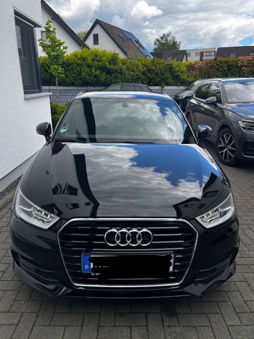 AUDI A1 1.0 TFSI ultra S tronic sport Sportback sport