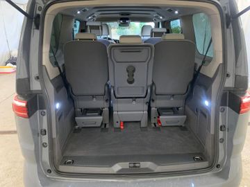 Volkswagen T7 Multivan - 7