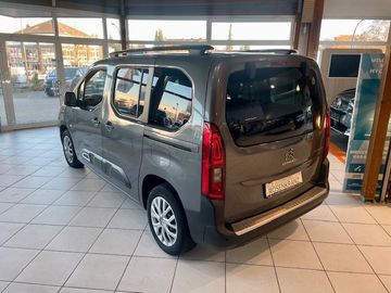 Citroën Berlingo Shine Blue HDI EAT8  AT Motor 5.800 KM