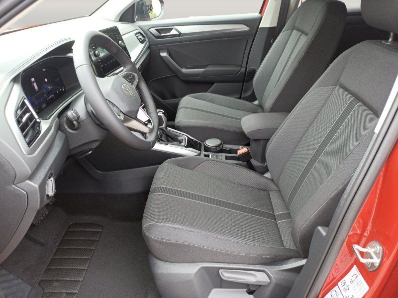 Fahrzeugabbildung Volkswagen T-Roc 1.5 TSI DSG Life