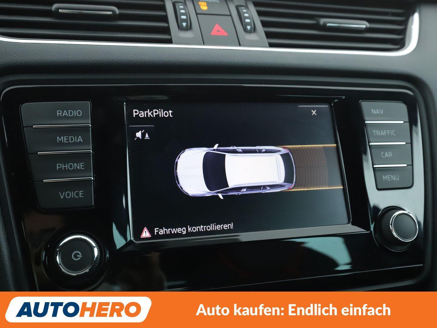Skoda Octavia 2.0 TDI RS Aut.*NAVI*PDC*TEMPO*